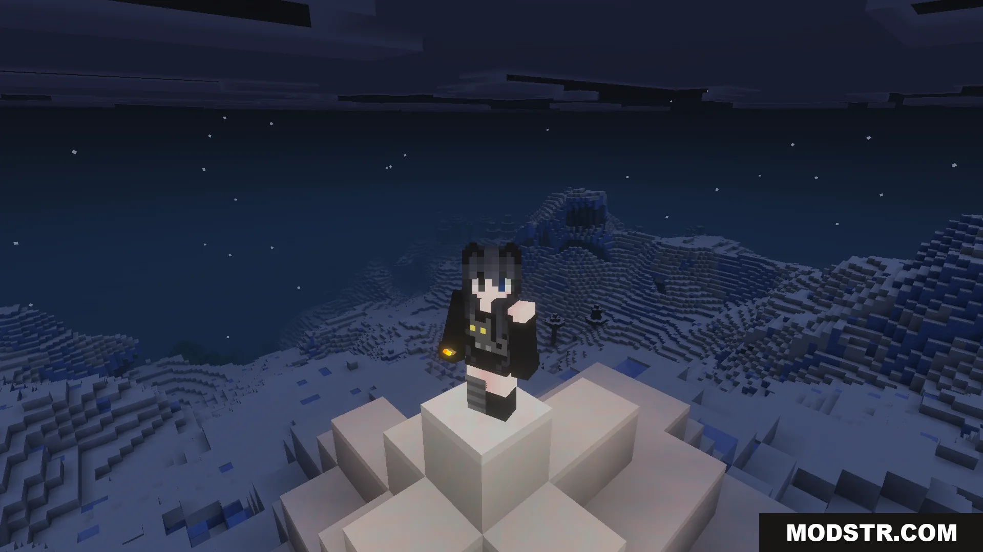 Better Dynamic Light Addon Screenshot 5 Player holding a glowing torch on snowy mountains with Better Dynamic Light Addon