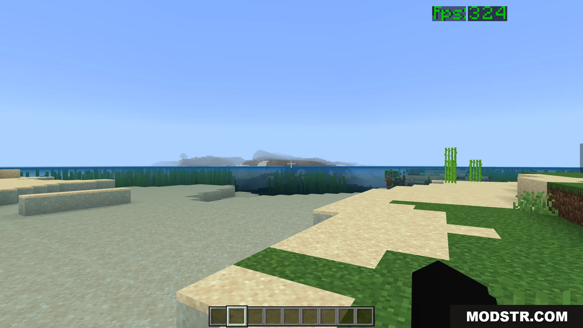 CraftStudios Better FPS Texture Pack Screenshot 2 gameplay view displaying a high fps counter and static water to reduce lag