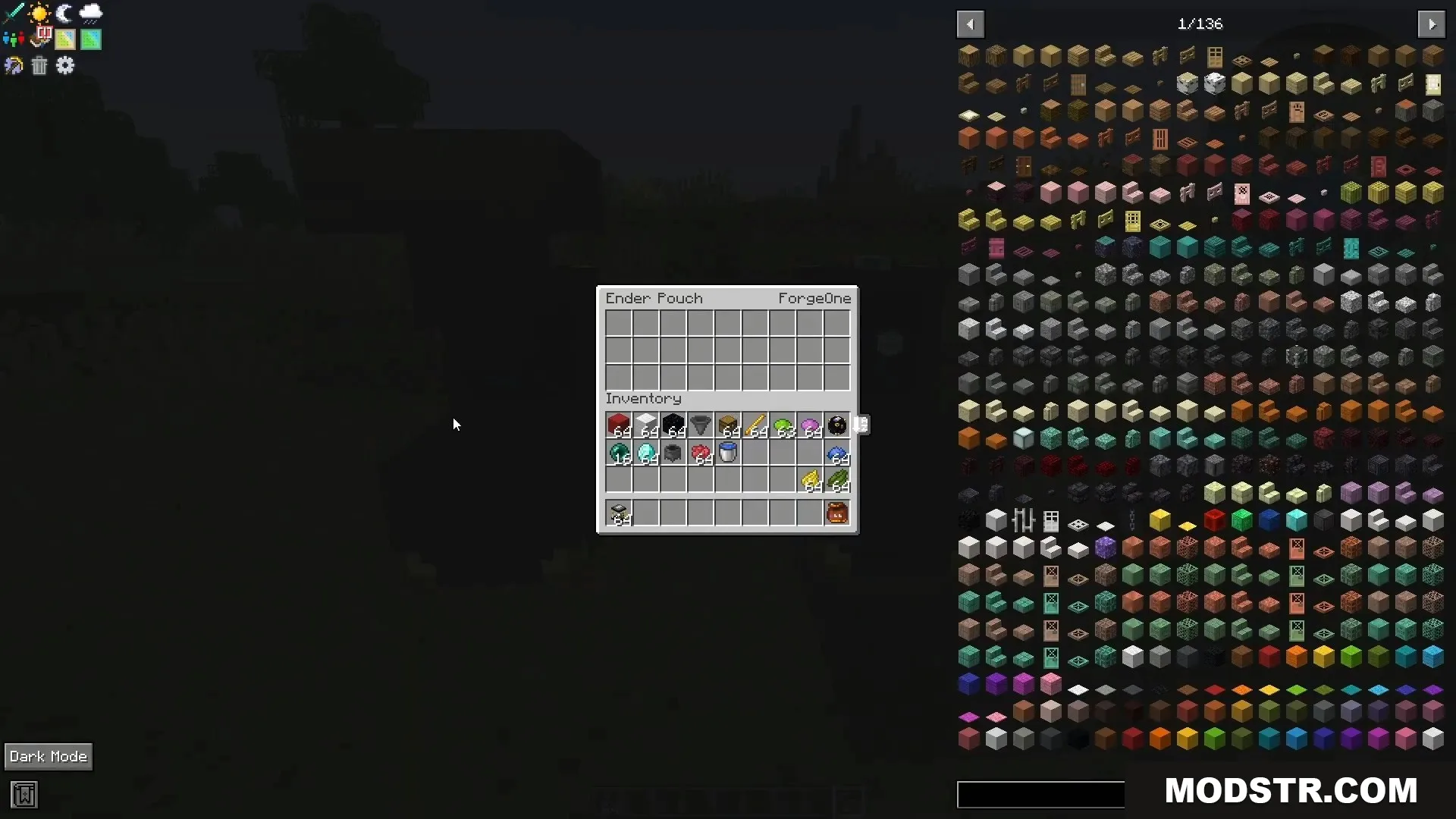 Player accessing an Ender Pouch inventory with various items inside