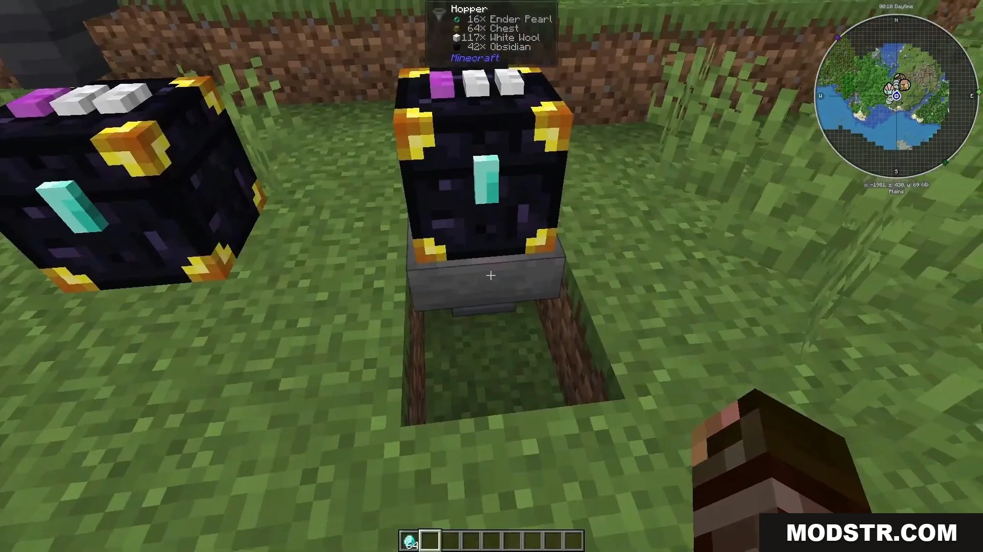 A hopper is positioned underneath an Ender Chest with a diamond lock