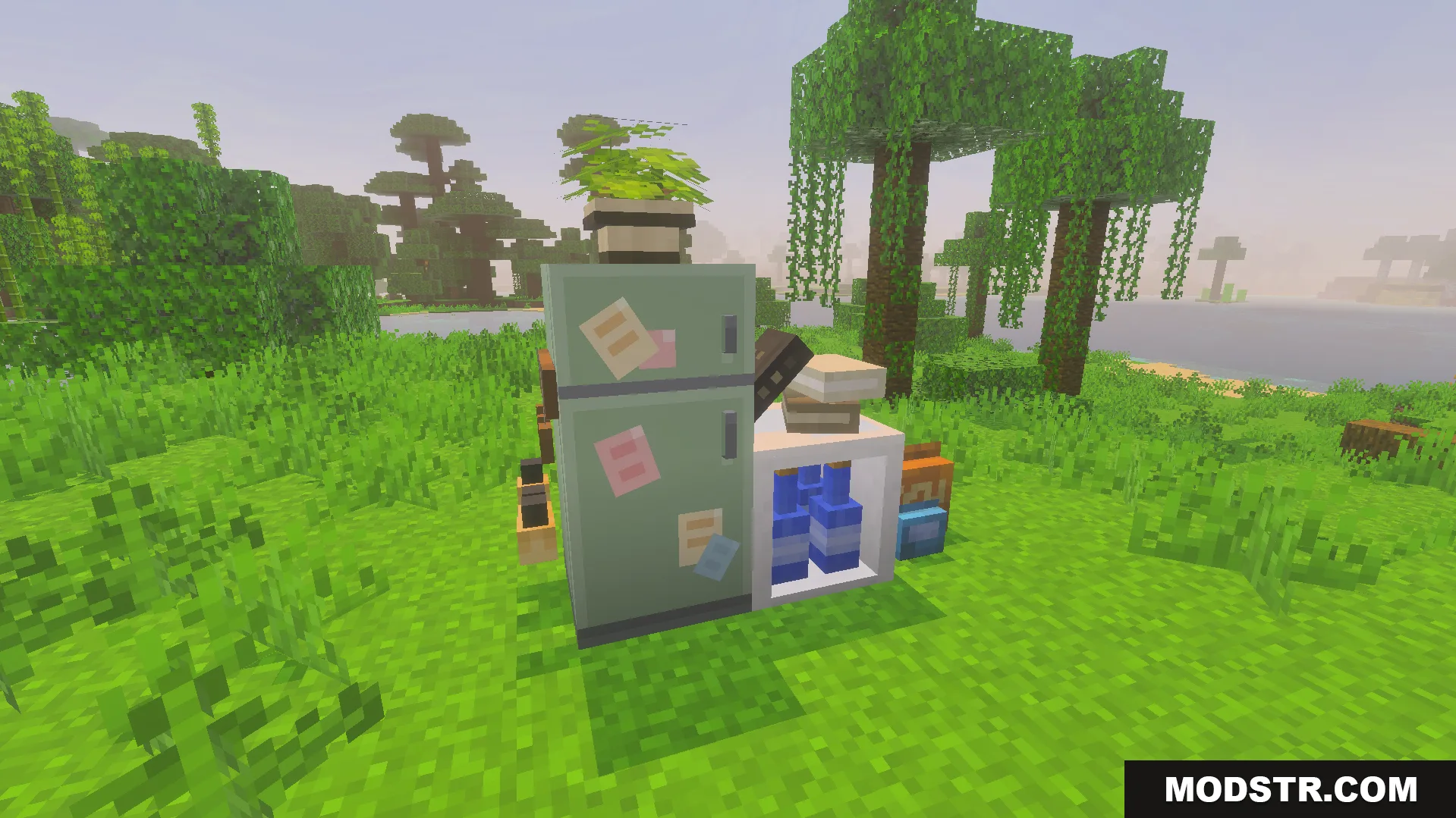 Gooblideco MCPE/Bedrock Mods & Addon Screenshot 3 decorative home appliances including a green refrigerator and shelf with blue bottles