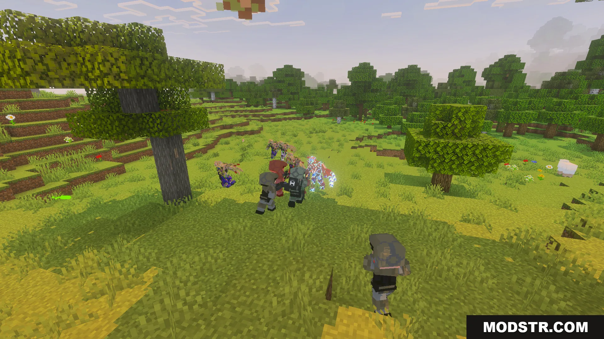 Spartan soldiers battle alien enemies in a grassy Minecraft field