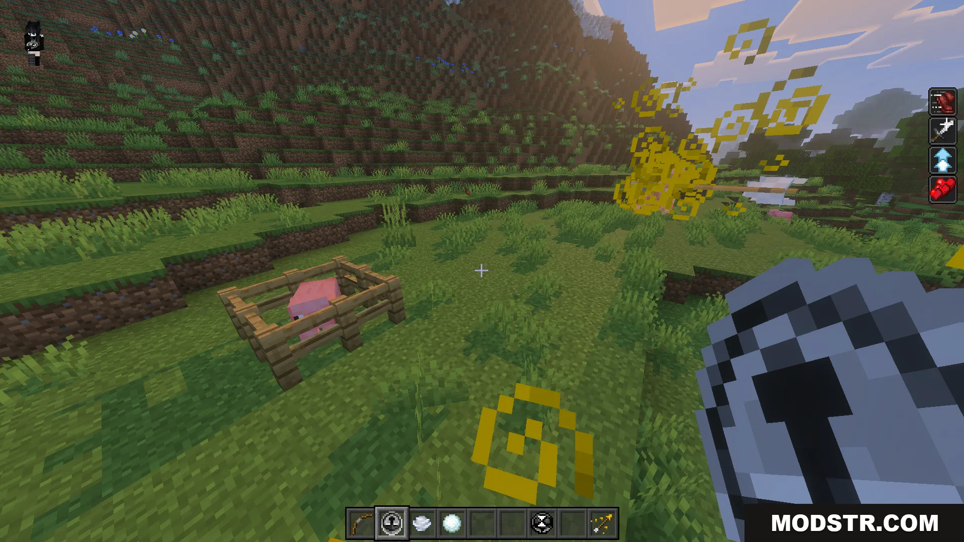 Howards Time Stop Addon Screenshot 5 Player holding a clock to freeze a pig and an arrow in midair