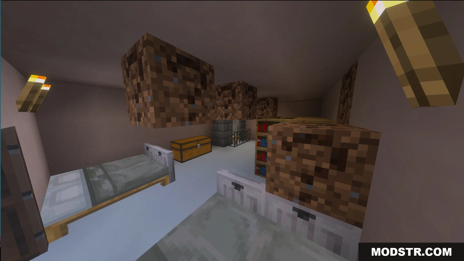 Immersion Moscow Map Screenshot 11 A cozy apartment interior featuring beds and a starting chest for items