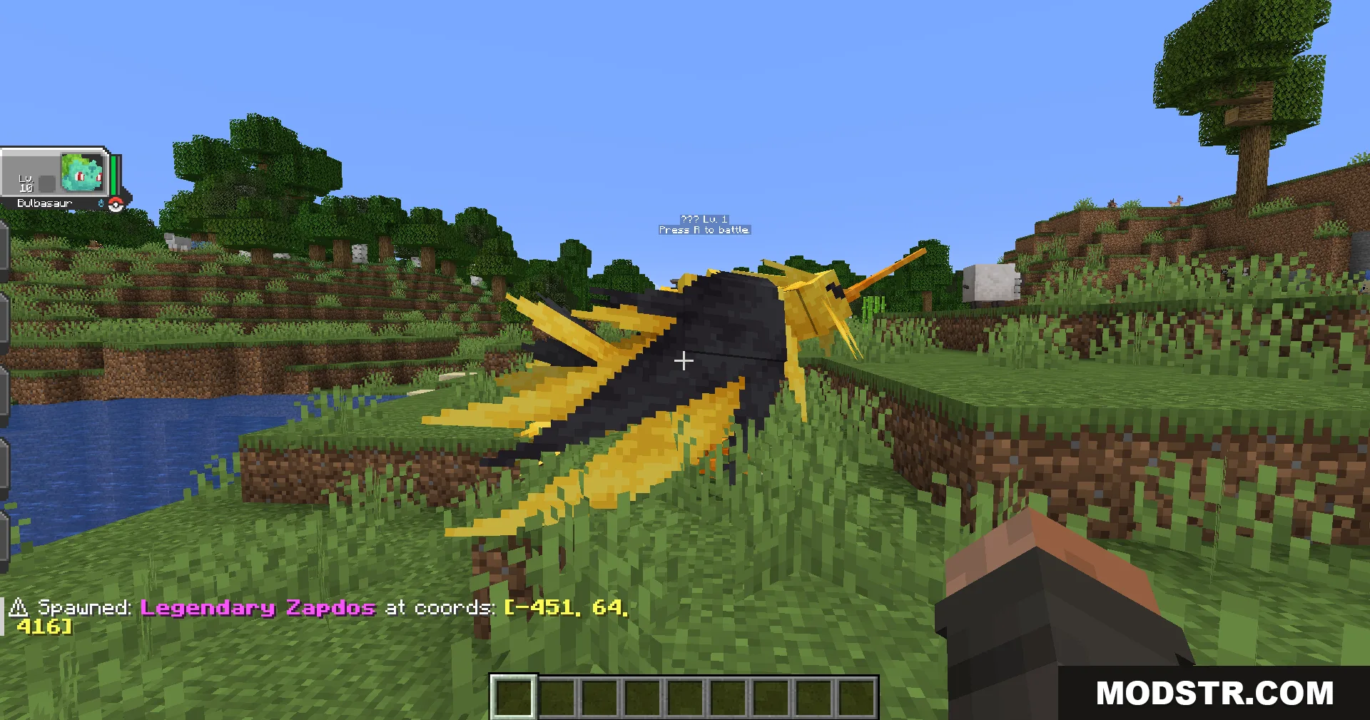 Radiant Notification Cobblemon Addon Mod Screenshot 4 A legendary Zapdos spawns near a river in the game