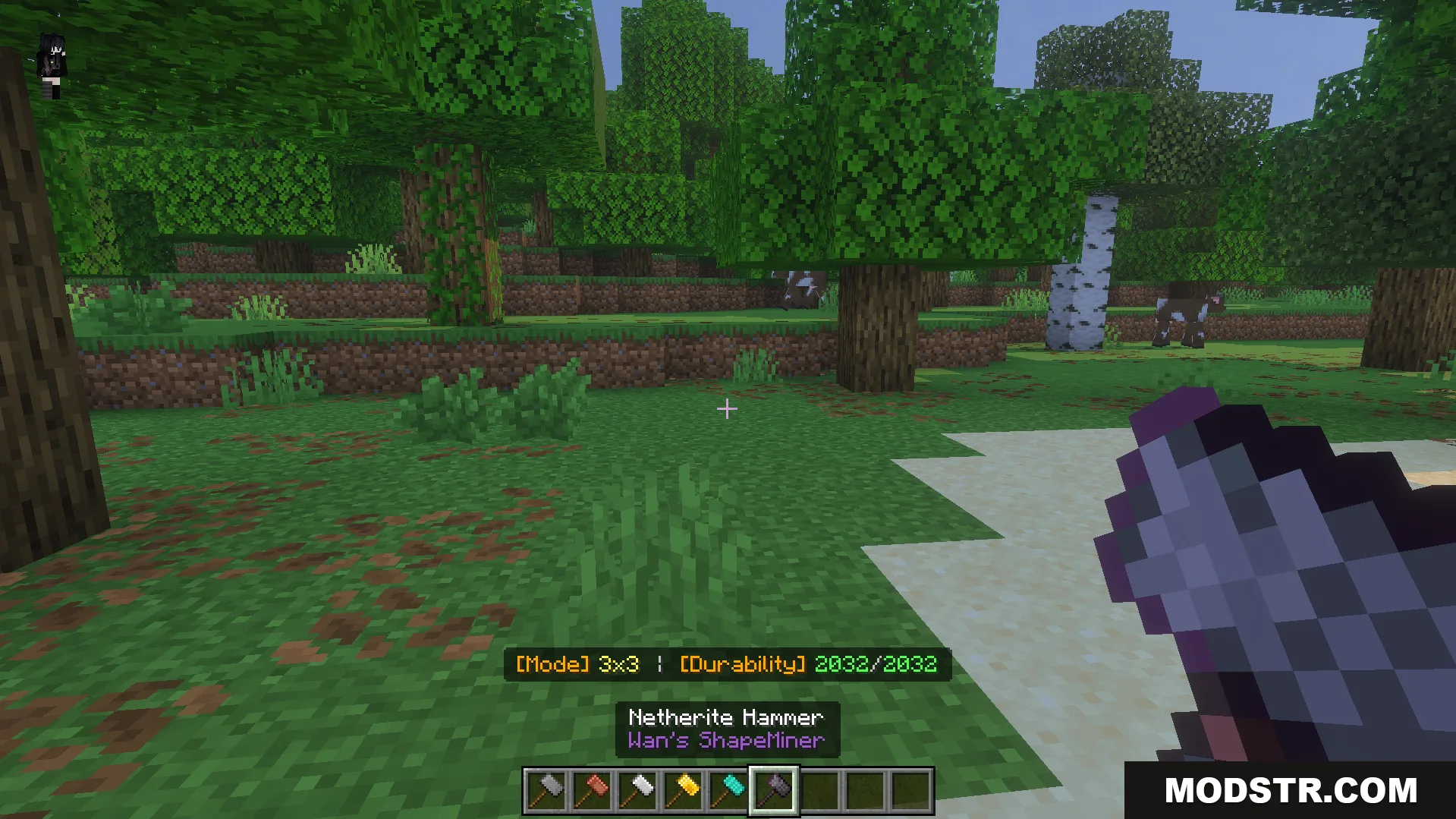 ShapeMiner Addon Screenshot 3 Player holding Netherite Hammer in forest showing mode and durability