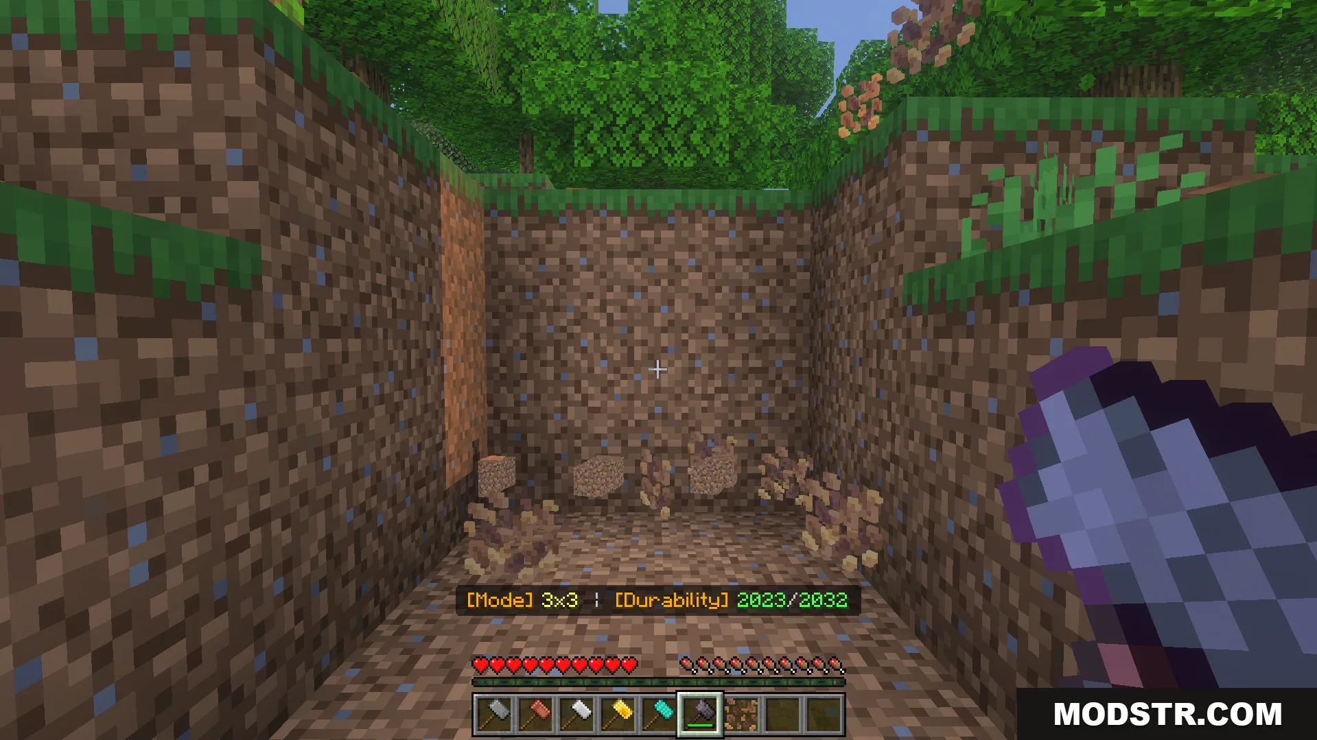 ShapeMiner Addon Screenshot 4 Player using Netherite Hammer to mine a 3x3 area of dirt