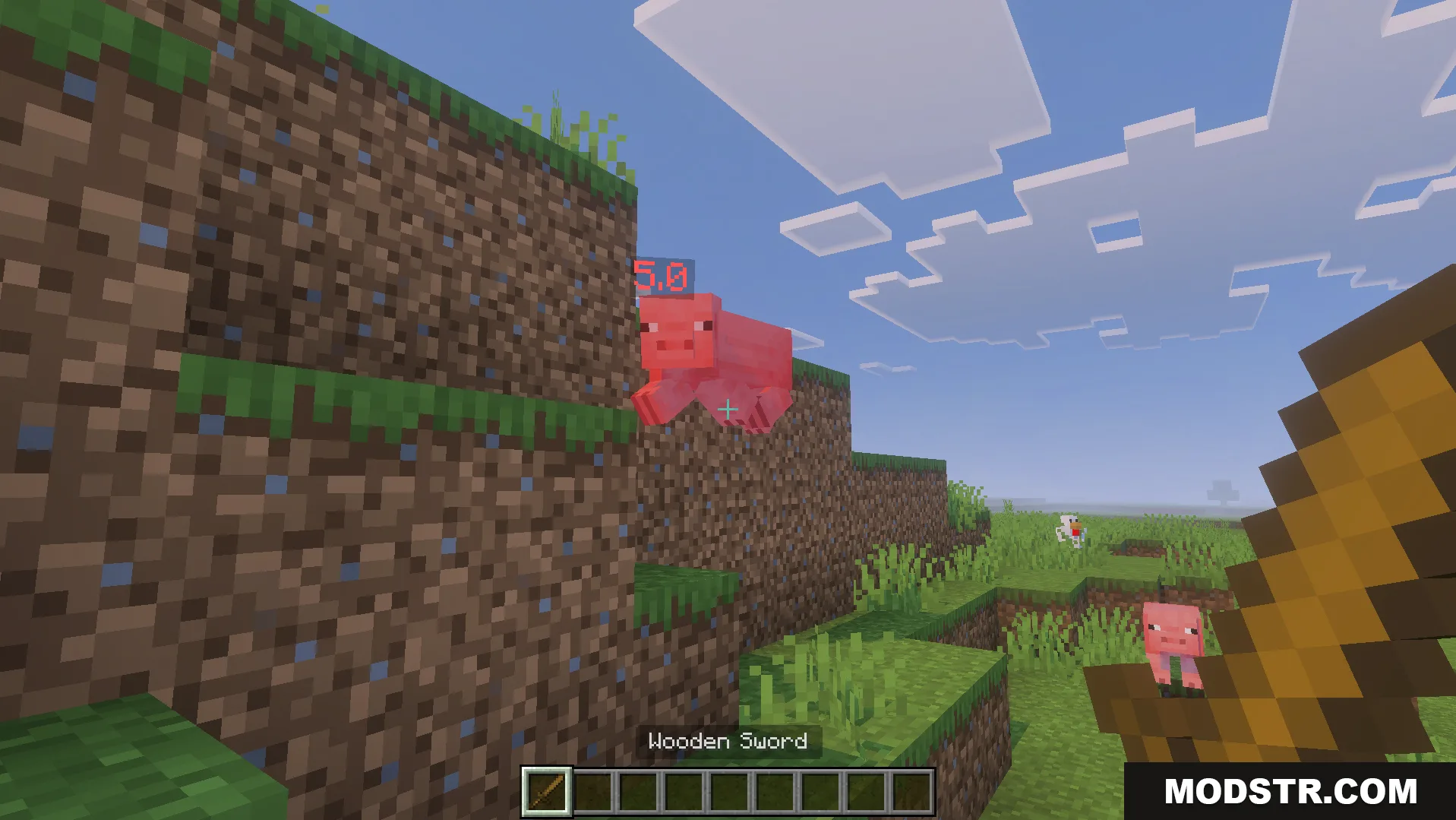 Simple Damage Indicator Addon Screenshot 3 Floating red numbers show five damage points dealt to a pig