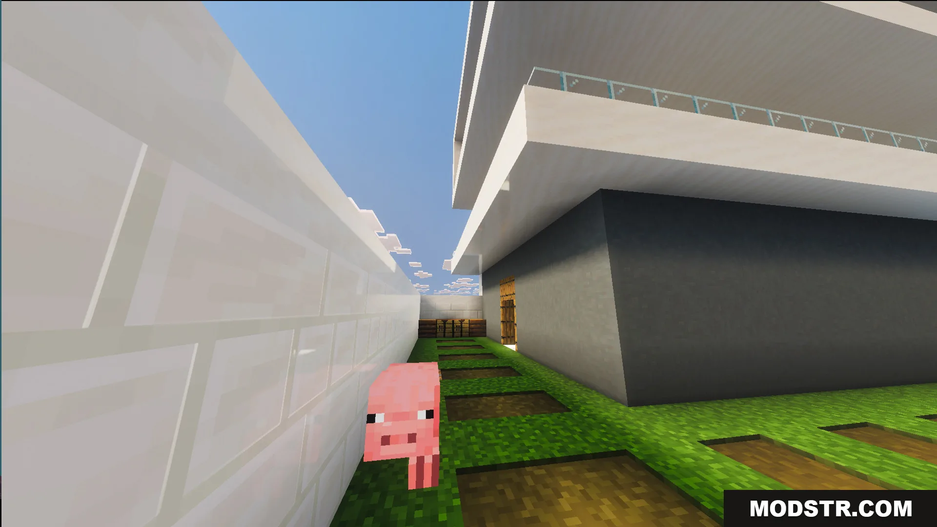 Survival Modern House 31 Map Screenshot 9 Pink pig standing on a grass path next to a white mansion wall