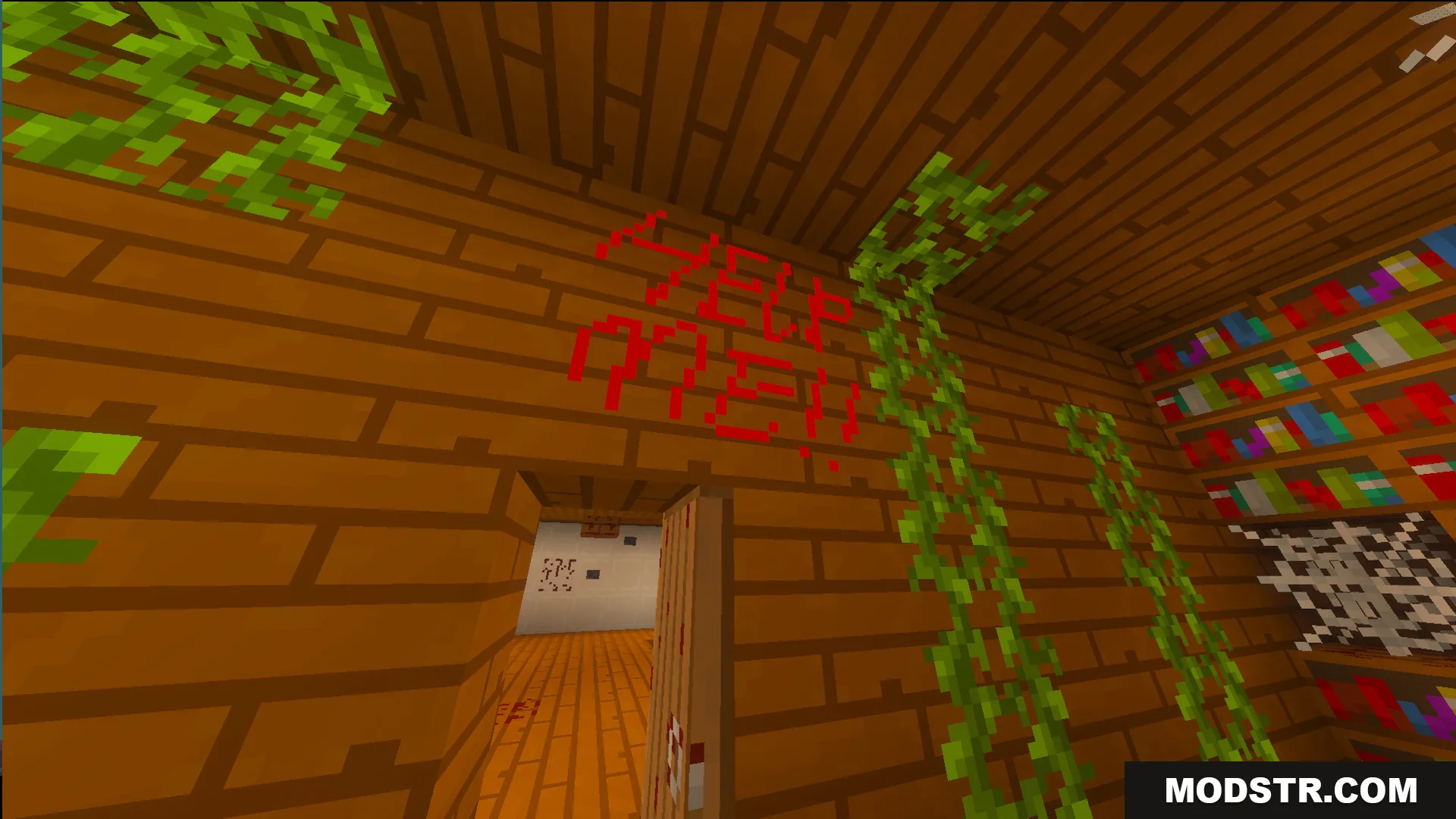 Wooden room in Lost Horror Map with red help me text on wall